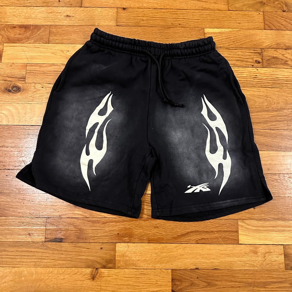 Hellstar short